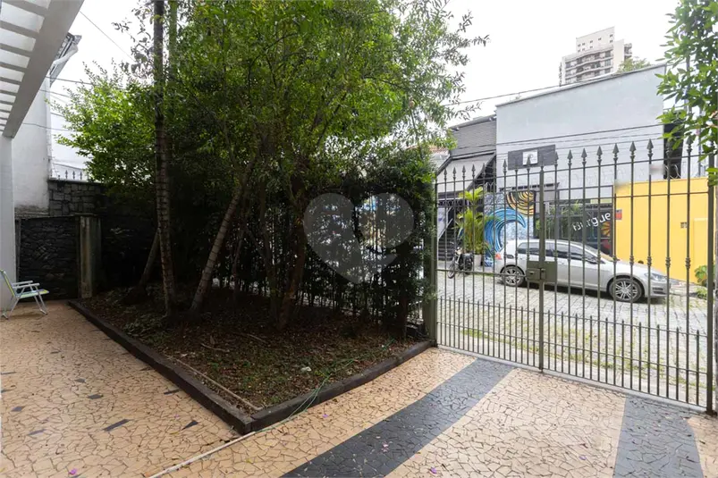 Sobrado com 3 quartos à venda em Pinheiros – SP