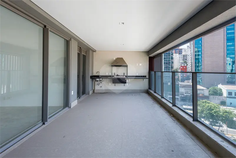 Apartamento com 3 quartos à venda em Vila Olímpia – SP