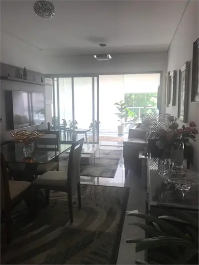 Apartamento com 2 quartos à venda em Moema – SP