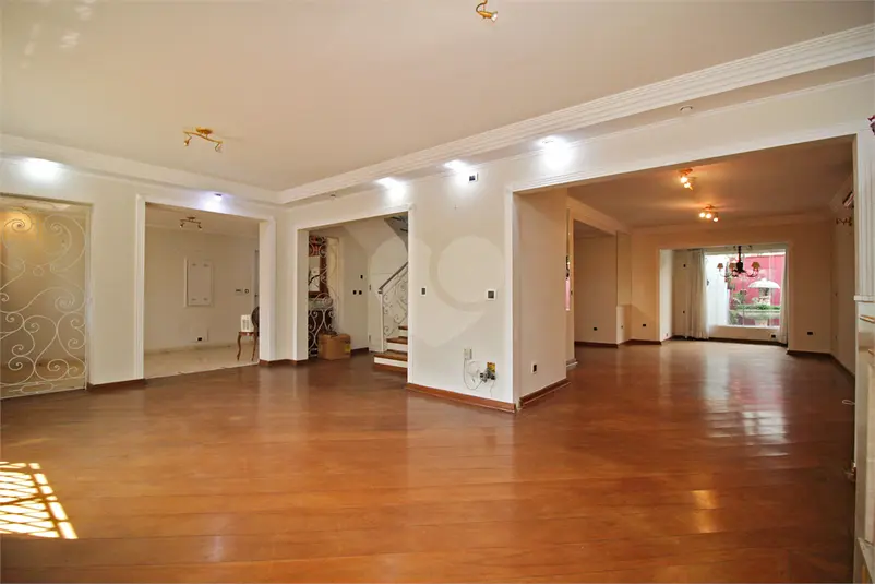 Casa com 3 quartos à venda em Moema – SP
