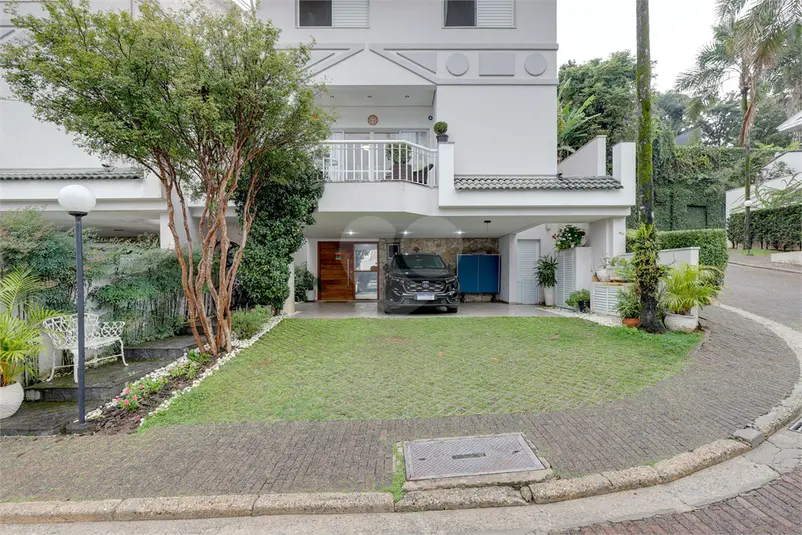 Casa com 4 quartos à venda em Jardim dos Estados – SP