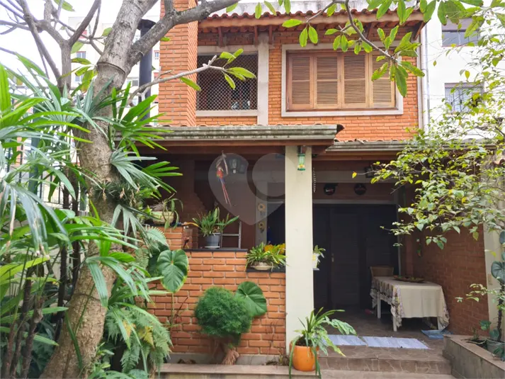 Sobrado com 3 quartos à venda em Moema – SP