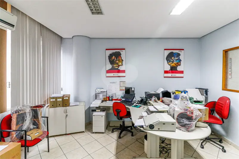 Salão Comercial à venda ou para alugar em Centro – SP