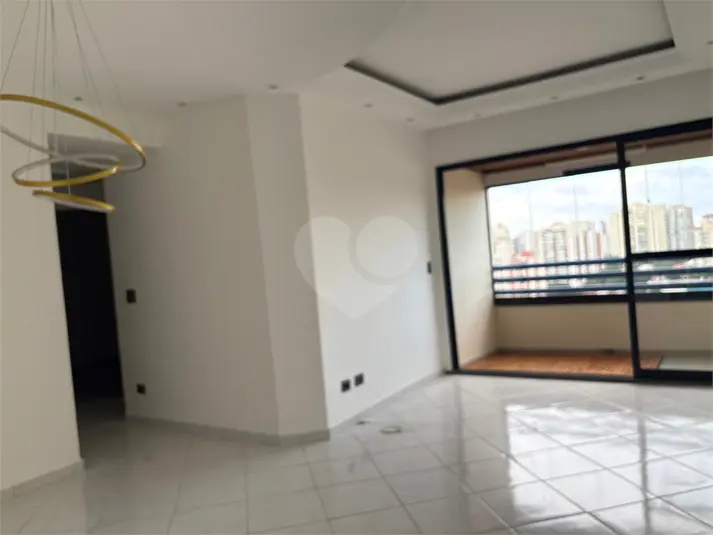 Apartamento com 3 quartos para alugar em Alto da Lapa – SP