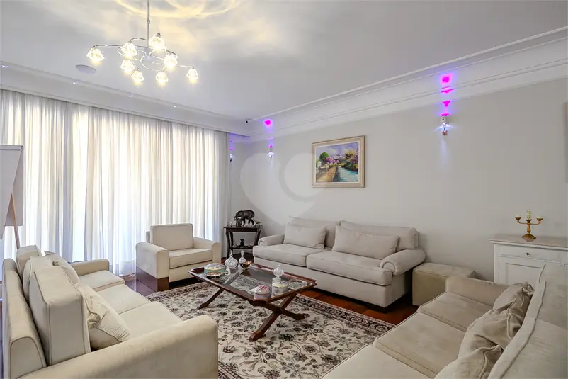 Casa com 6 quartos à venda ou para alugar em Brooklin – SP