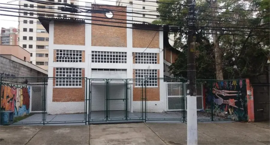 Galpão à venda em Lapa – SP