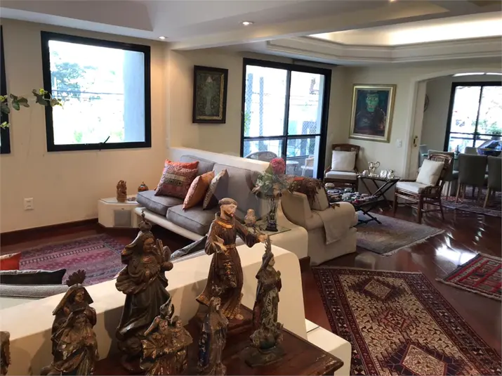 Apartamento com 4 quartos à venda em Moema – SP