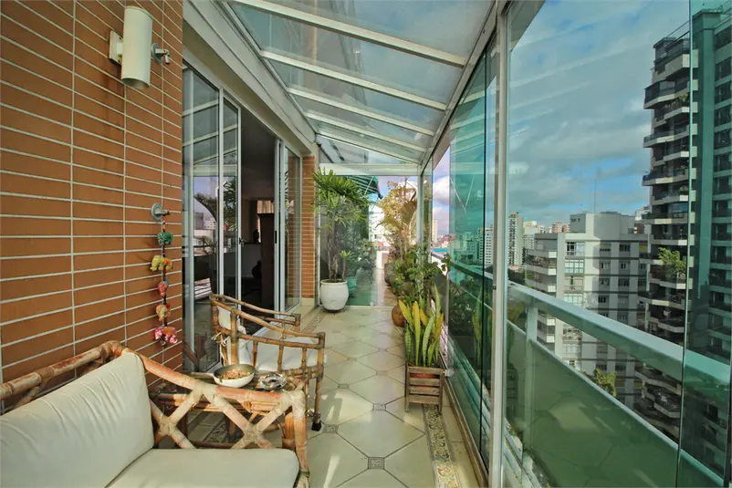 Apartamento com 3 quartos à venda ou para alugar em Higienópolis – SP