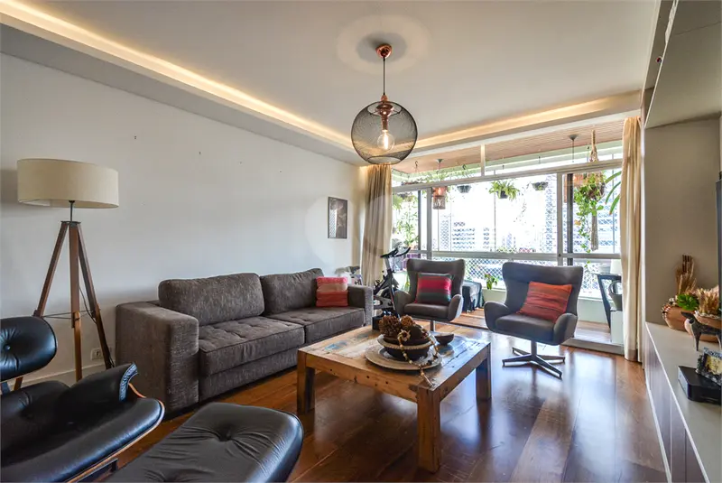Apartamento com 4 quartos à venda em Moema – SP