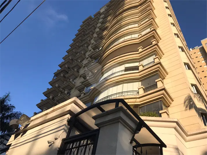 Apartamento com 4 quartos à venda em Ibirapuera – SP