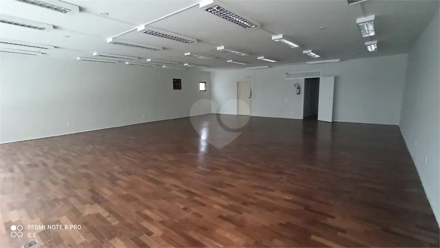 Salas à venda ou para alugar em Bela Vista – SP