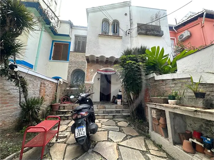 Casa de vila com 3 quartos à venda ou para alugar em Jardim Paulista – SP