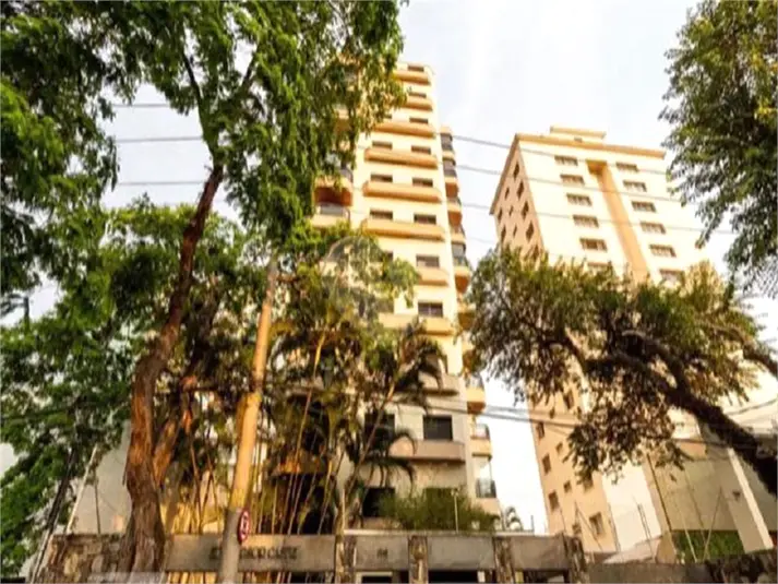 Apartamento com 3 quartos à venda em Moema – SP