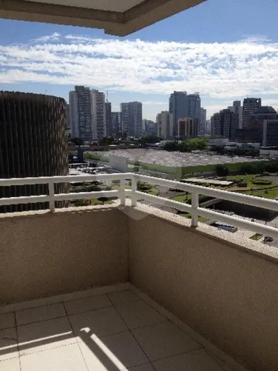 Salas à venda ou para alugar em Chácara Santo Antônio – SP