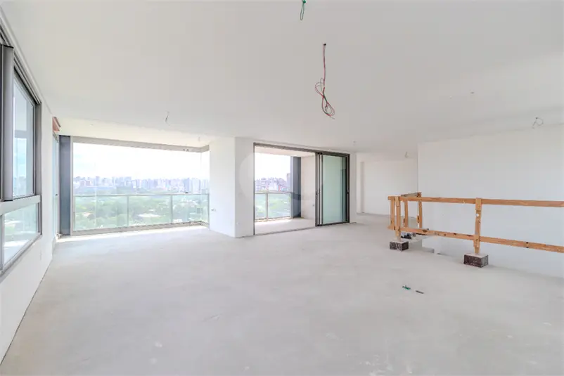 Cobertura com 3 quartos à venda em Moema – SP