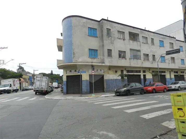 Prédio inteiro à venda em Brás – SP
