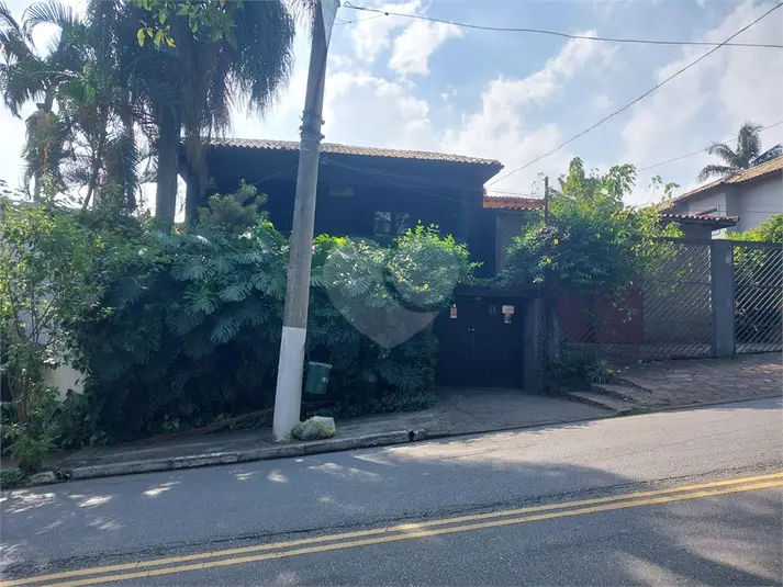 Casa com 5 quartos à venda em Alto de Pinheiros – SP