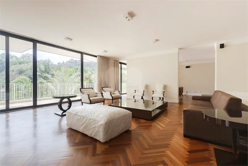 Casa com 4 quartos à venda em Morumbi – SP