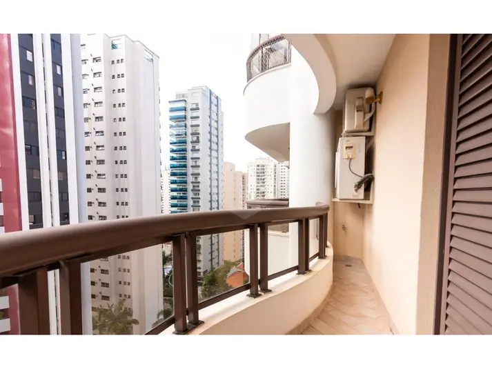 Apartamento com 2 quartos à venda em Moema – SP