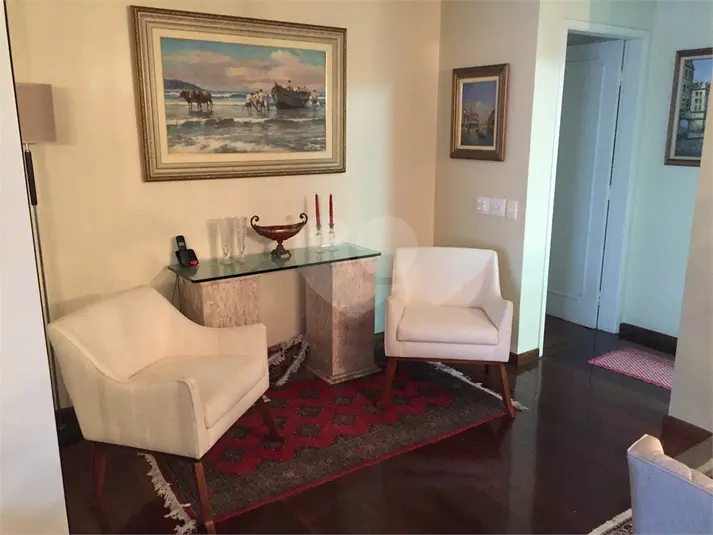 Apartamento com 3 quartos à venda em Bela Vista – SP