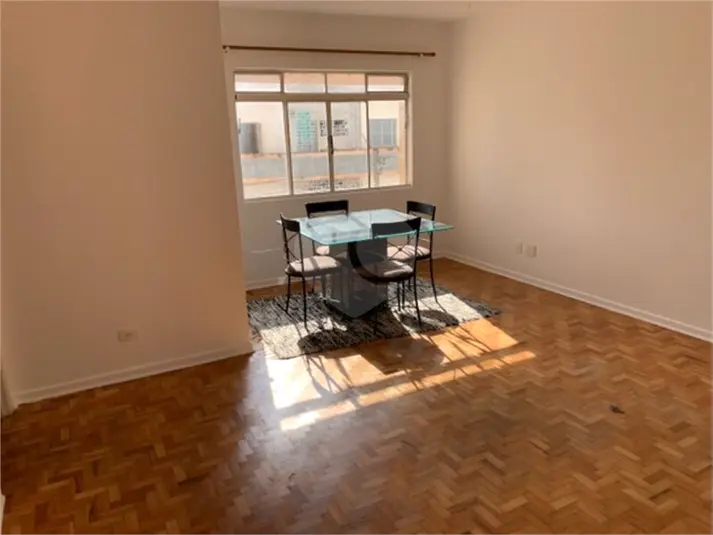 Apartamento com 2 quartos para alugar em Paraíso – SP