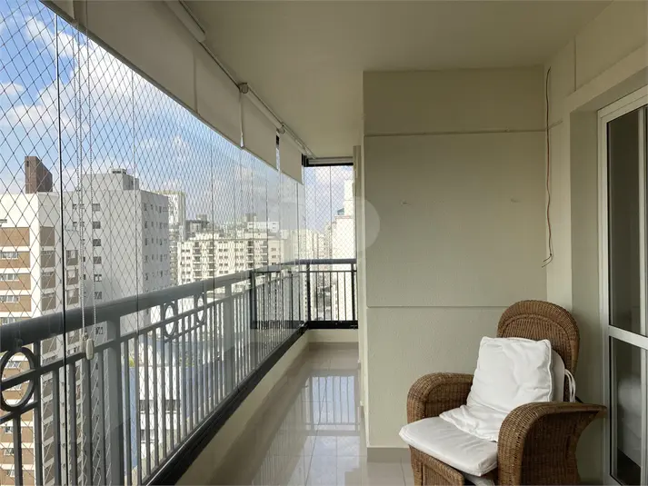 Apartamento com 3 quartos à venda em Moema – SP