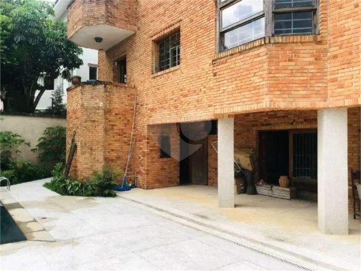 Condomínio com 5 quartos à venda em Morumbi – SP