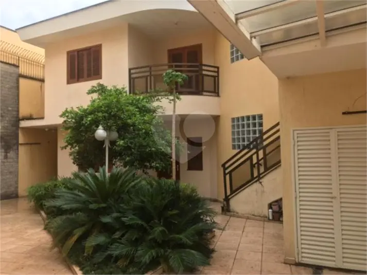Casa com 4 quartos à venda em Alto de Pinheiros – SP