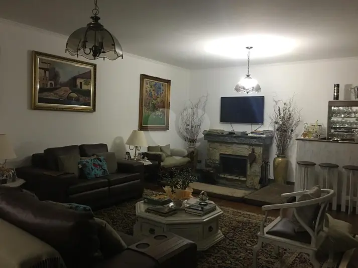 Casa com 5 quartos à venda em Real Parque – SP