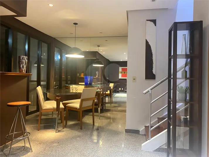 Apartamento com 2 quartos para alugar em Moema – SP
