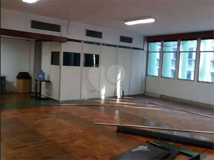Prédio inteiro à venda ou para alugar em Bela Vista – SP