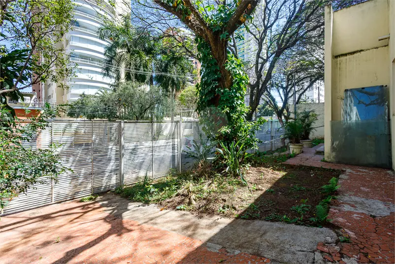 Casa térrea com 2 quartos à venda ou para alugar em Paraíso – SP