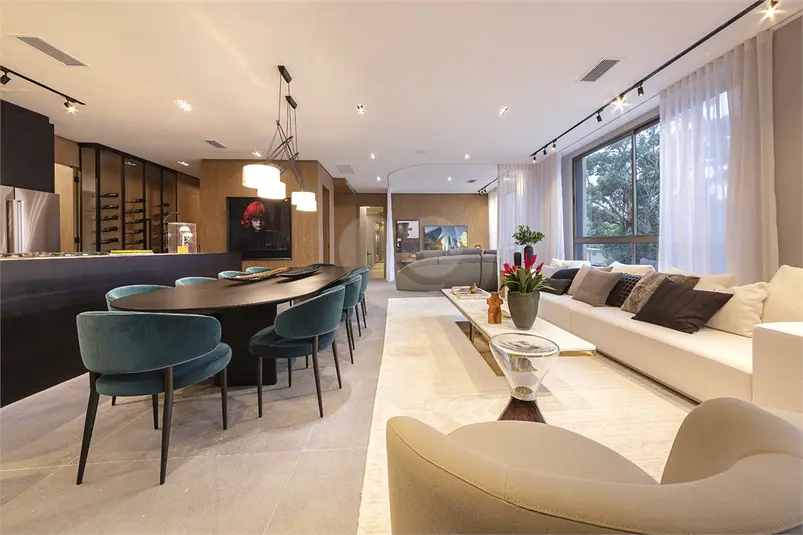 Apartamento com 3 quartos à venda em Itaim Bibi – SP