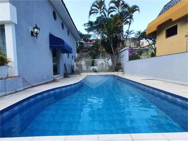 Sobrado com 5 quartos à venda em Tremembé – SP