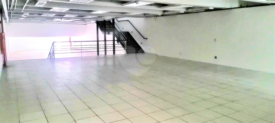 Prédio inteiro à venda em Santo Amaro – SP