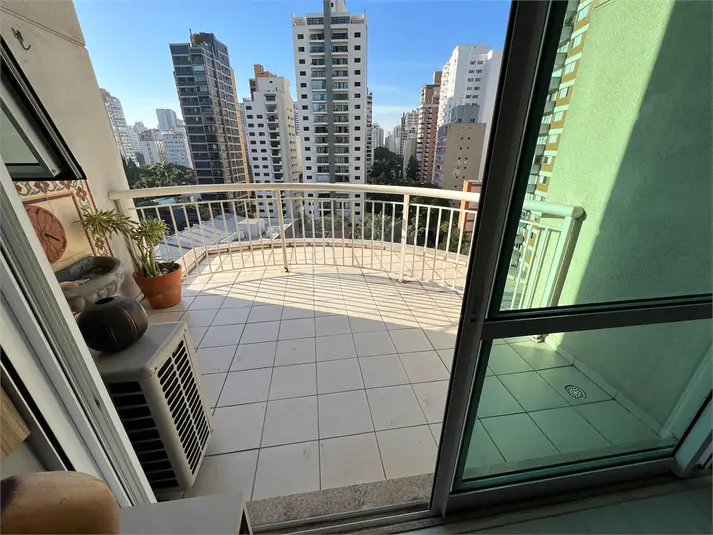 Duplex com 1 quarto para alugar em Moema – SP