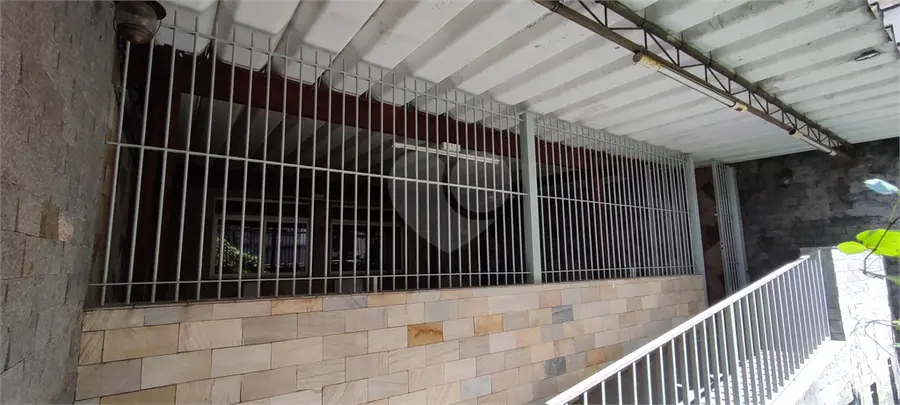 Casa com 3 quartos à venda ou para alugar em Anália Franco – SP