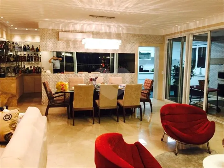 Apartamento com 4 quartos à venda em Anália Franco – SP