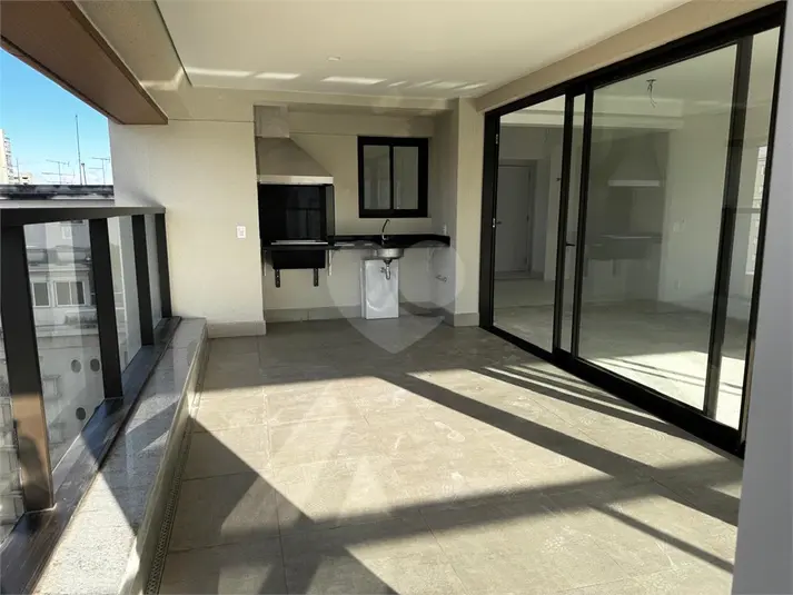 Apartamento com 3 quartos à venda em Moema – SP