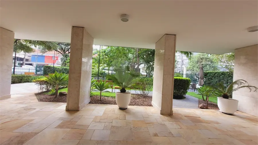 Apartamento com 2 quartos à venda em Moema – SP