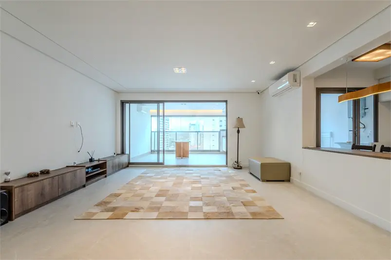 Apartamento com 3 quartos à venda ou para alugar em Chácara Santo Antônio – SP