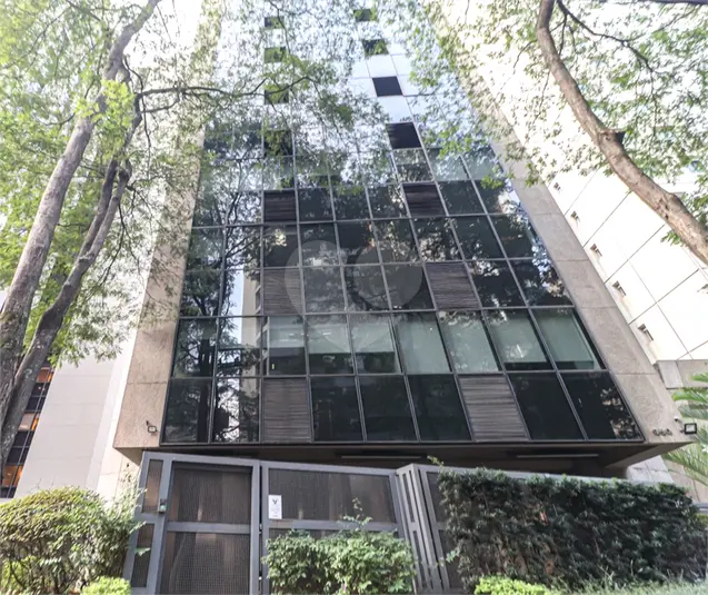 Prédio inteiro à venda ou para alugar em Brooklin – SP