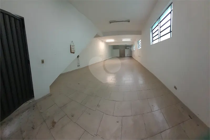 Salão Comercial à venda em Santana – SP