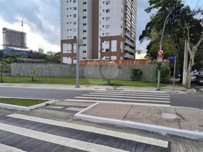 Terreno à venda em Chácara Santo Antônio (zona Sul) – SP