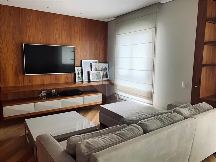 Apartamento com 3 quartos à venda em Moema – SP