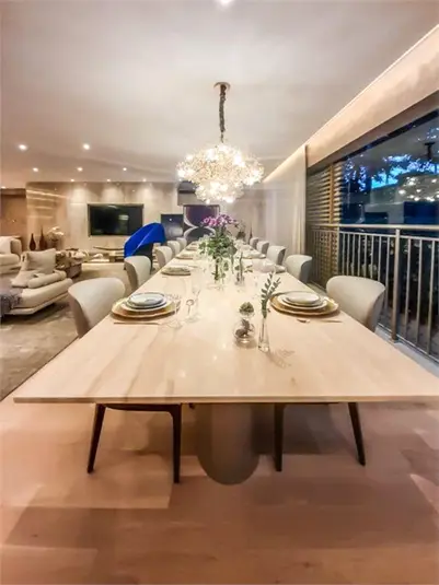 Apartamento com 4 quartos à venda em Moema – SP