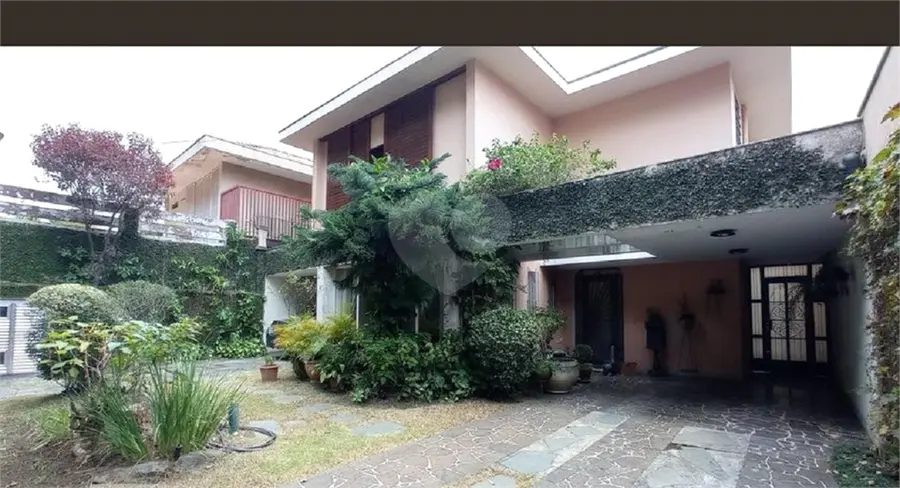 Casa com 3 quartos à venda em Moema – SP