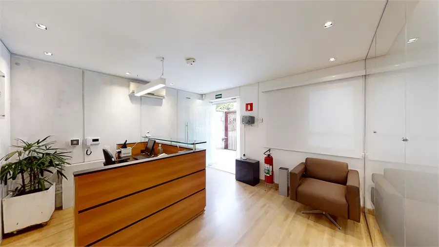 Casa com 1 quarto à venda em Moema – SP