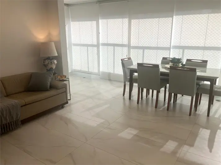Apartamento com 2 quartos à venda em Moema – SP