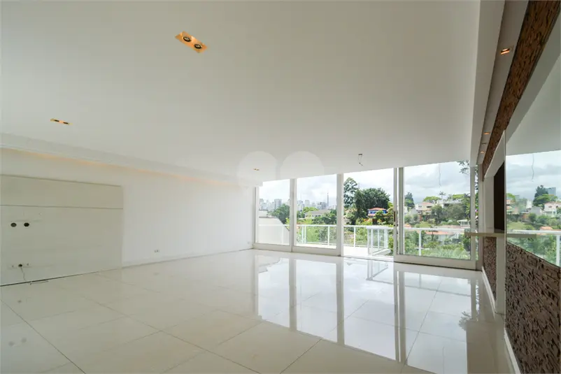 Casa com 3 quartos à venda em Pacaembú – SP